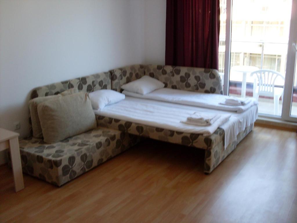 Admiral Plaza Hotel Sunny Beach Room photo