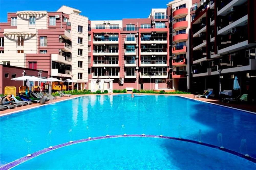 Admiral Plaza Hotel Sunny Beach Exterior photo